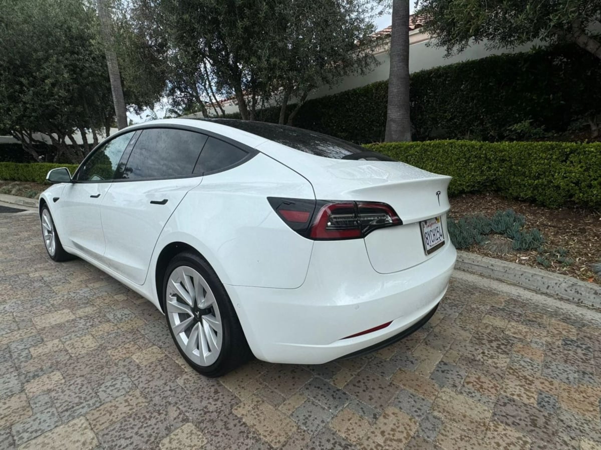 2022 Tesla Model 3 photo 6