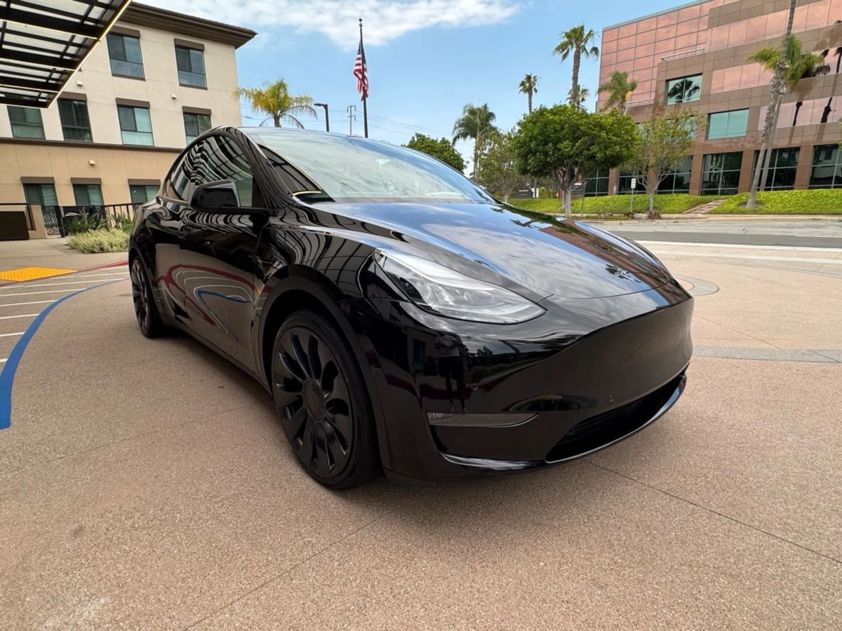 2022 Tesla Model Y Performance photo 3