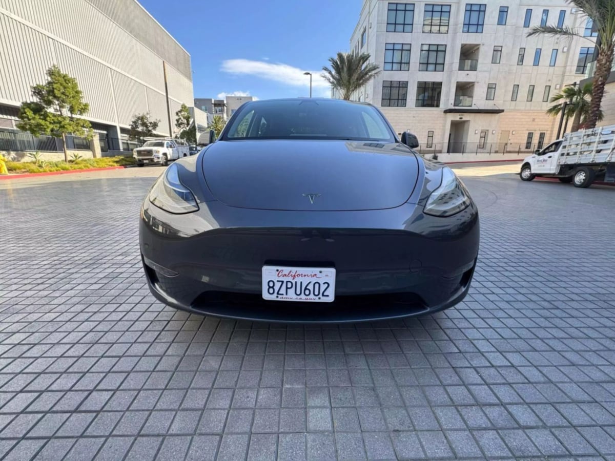 2022 Tesla Model Y Performance photo 3