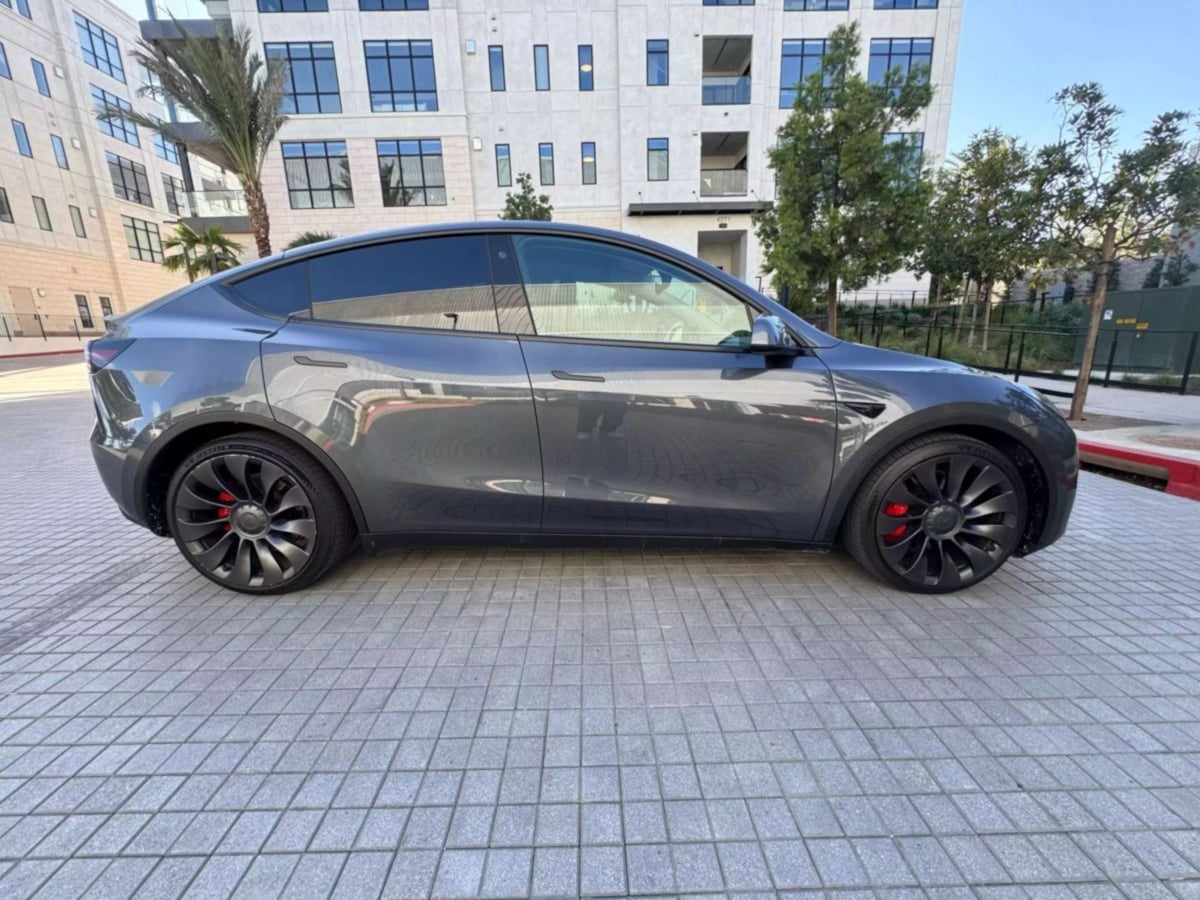 2022 Tesla Model Y Performance photo 5