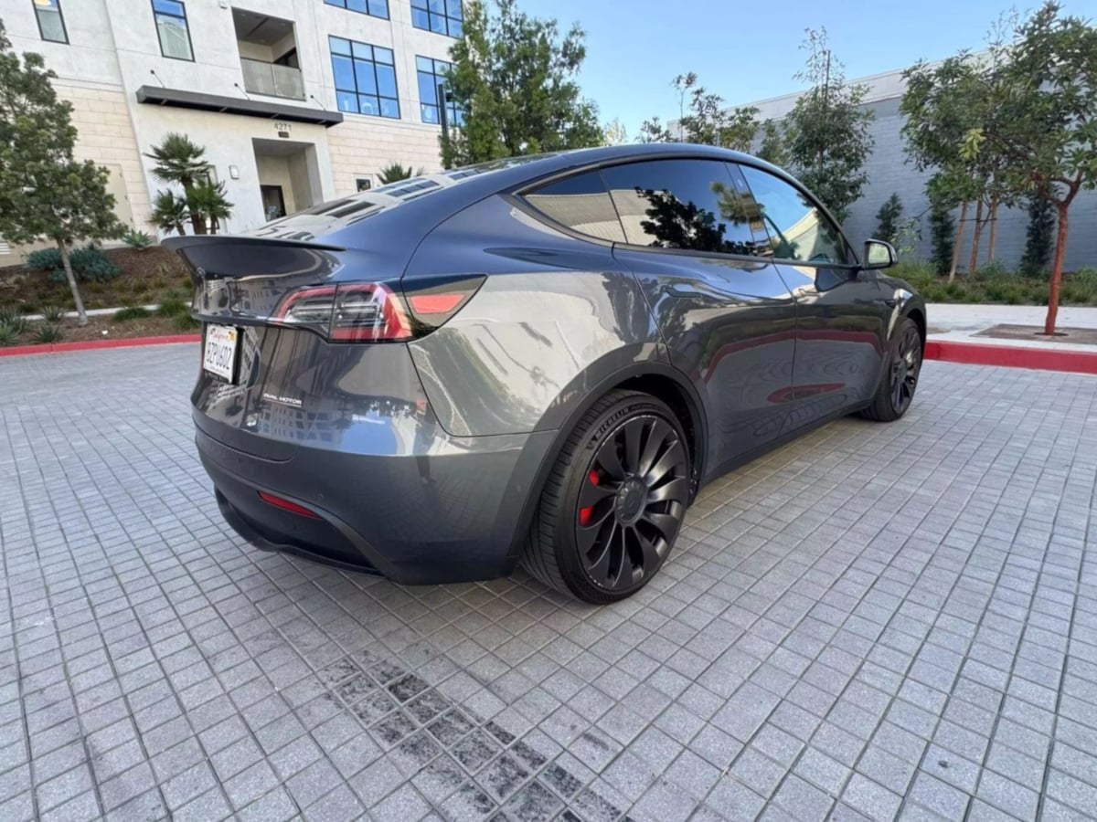 2022 Tesla Model Y Performance photo 7