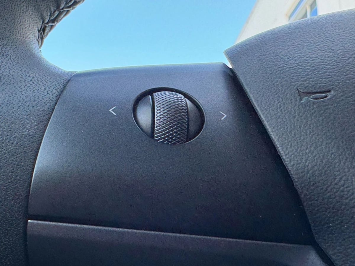 2022 Tesla Model Y Long Range photo 19