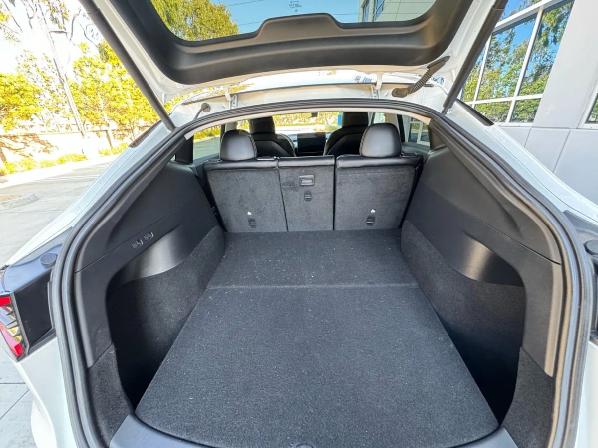 2022 Tesla Model Y Long Range photo 23