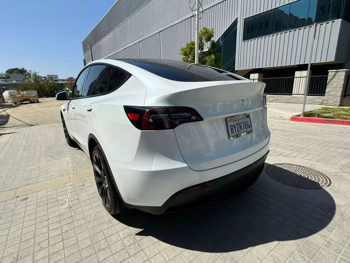 2022 Tesla Model Y Long Range photo 7