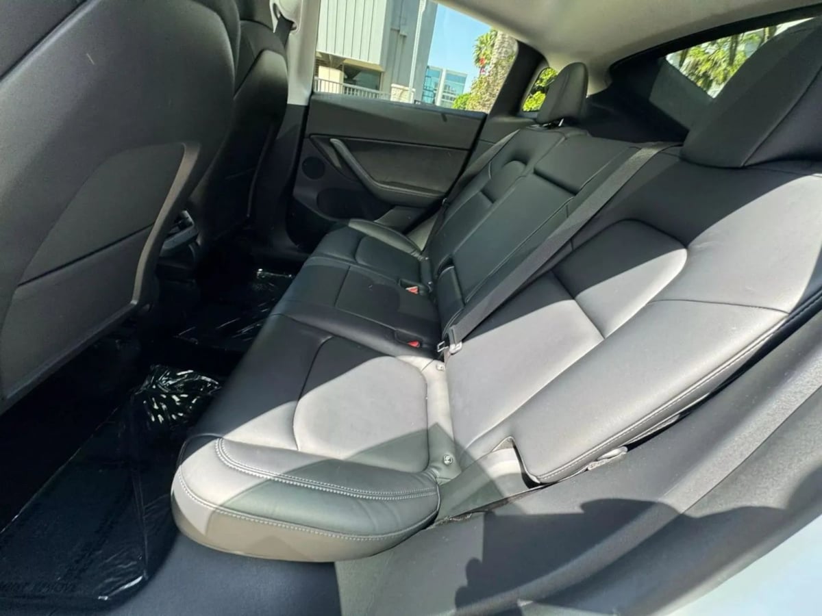 2022 Tesla Model Y Long Range photo 13