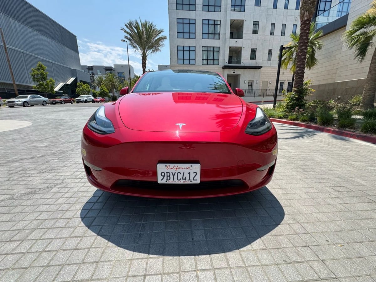 2022 Tesla Model Y Performance photo 2