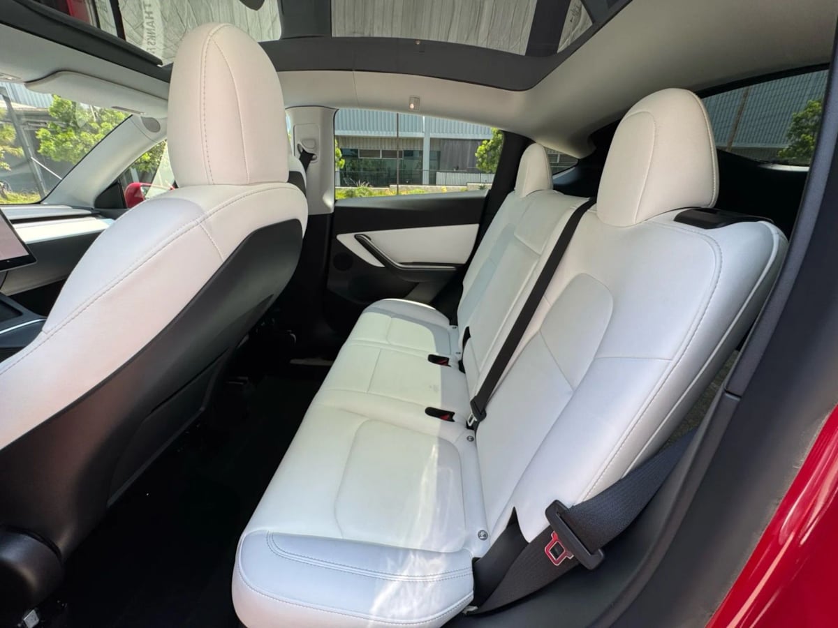 2022 Tesla Model Y Performance photo 12