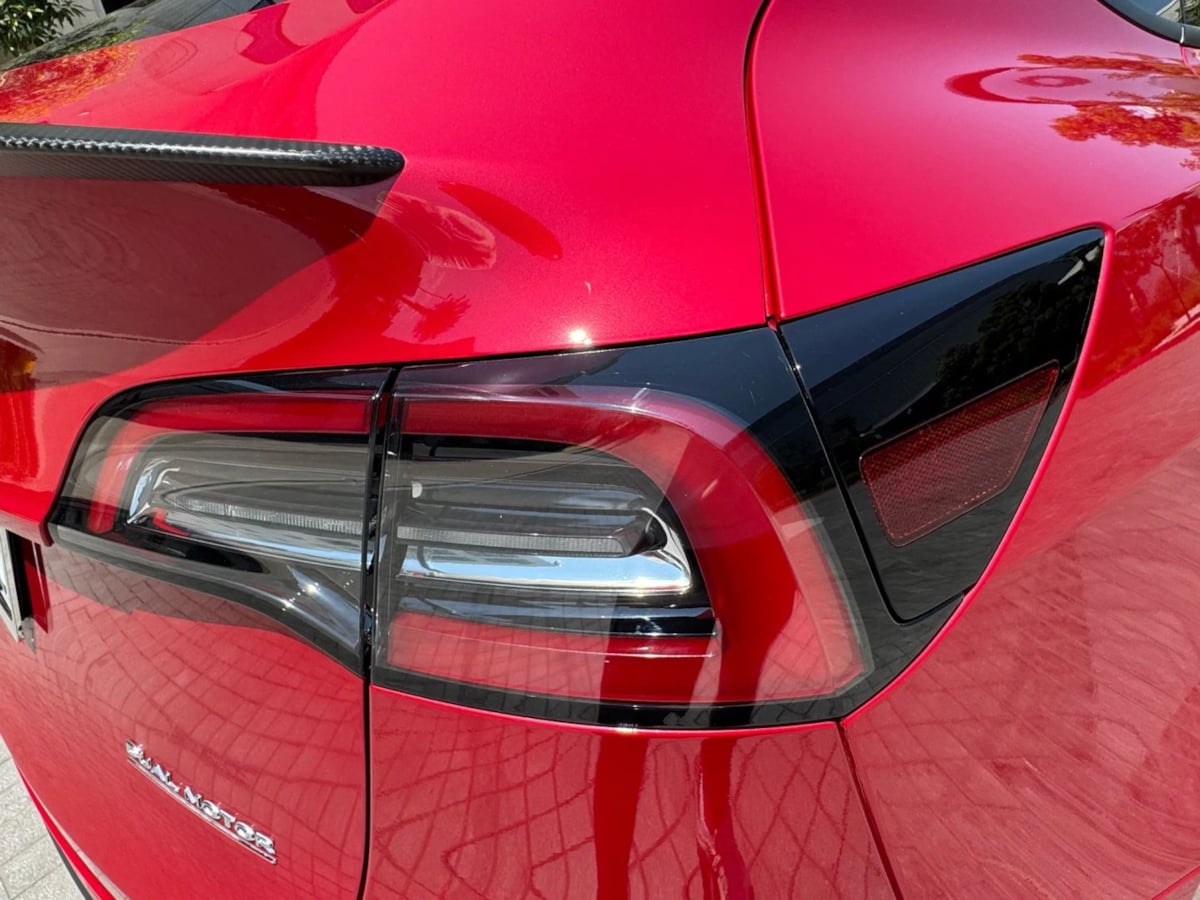 2022 Tesla Model Y Performance photo 28