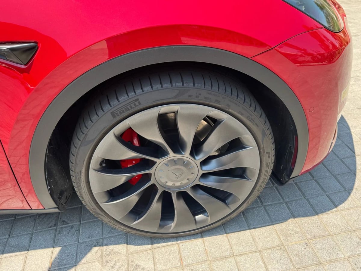 2022 Tesla Model Y Performance photo 30