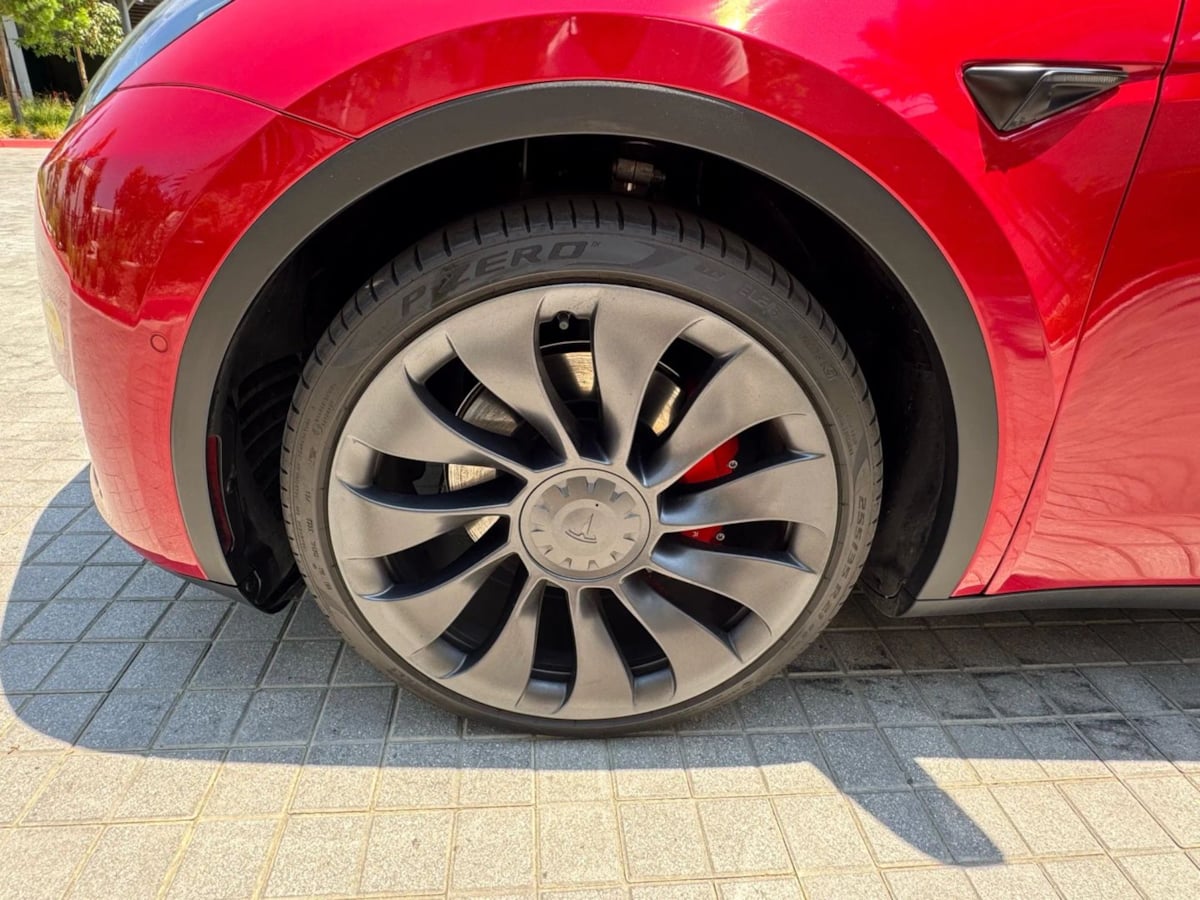 2022 Tesla Model Y Performance photo 31