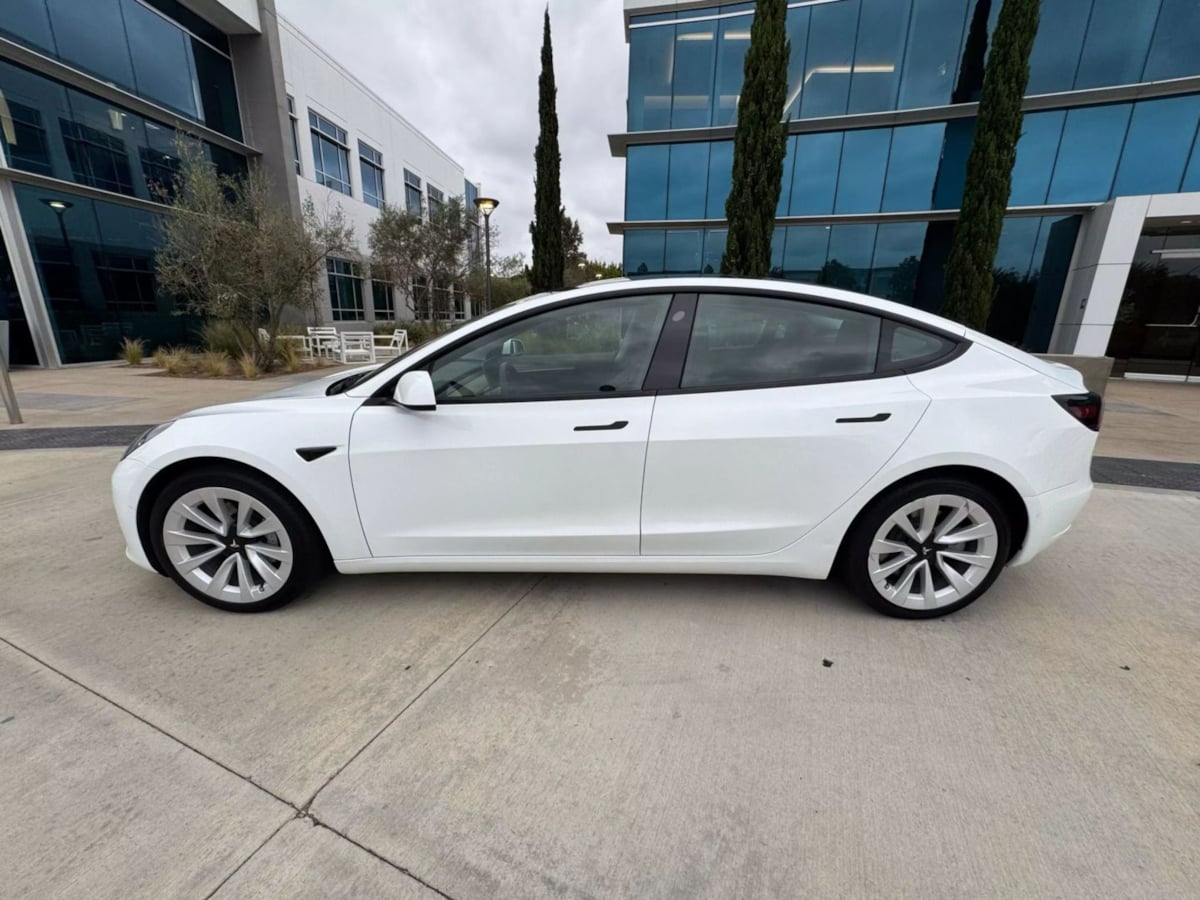 2022 Tesla Model 3 photo 7