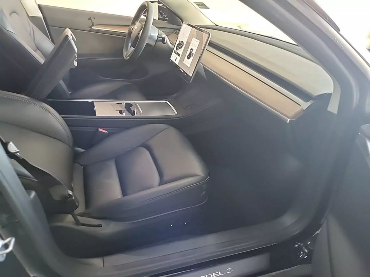 2023 Tesla Model 3 Long Range photo 7