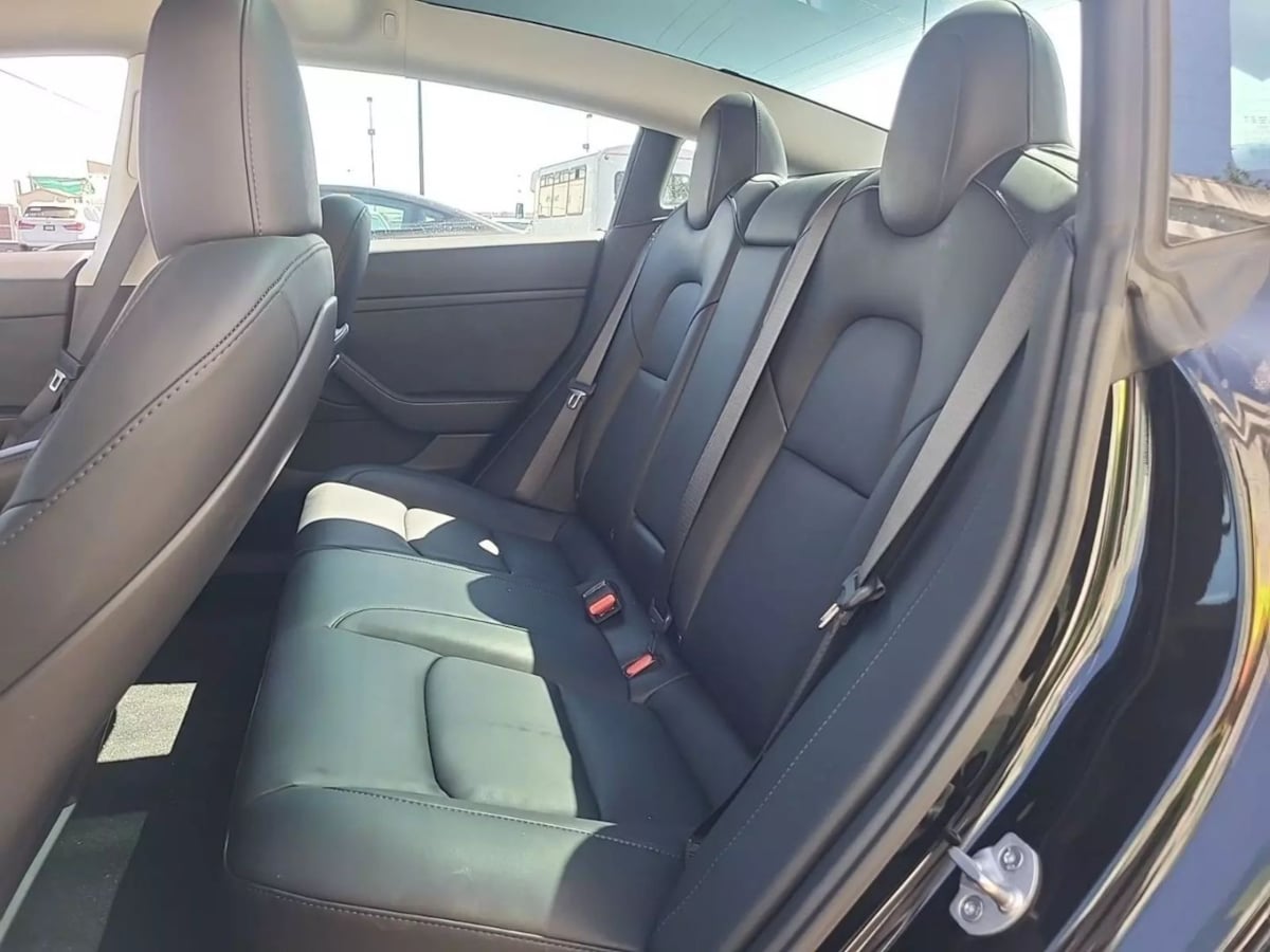 2023 Tesla Model 3 Long Range photo 2