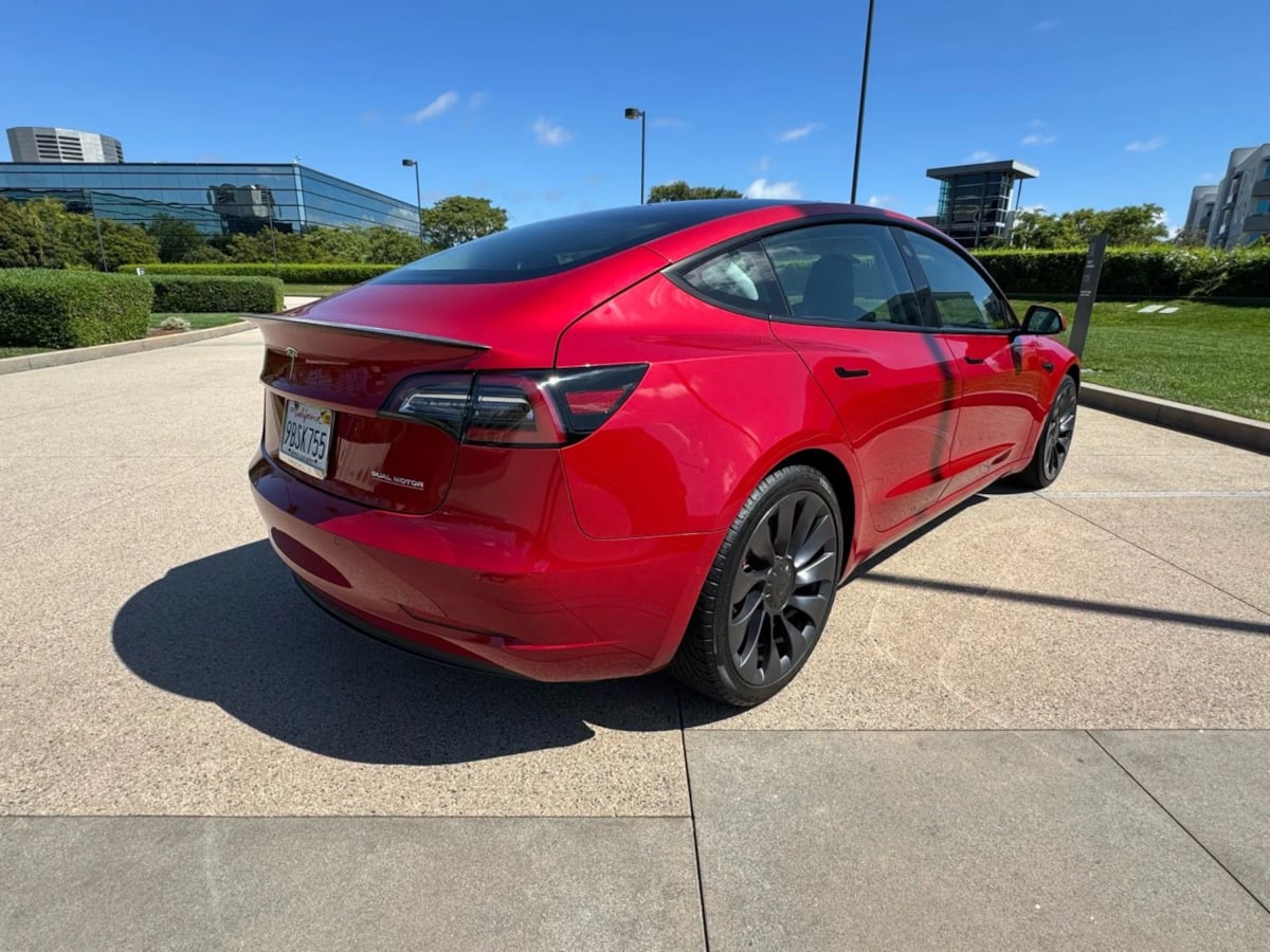 2022 Tesla Model 3 Performance photo 5