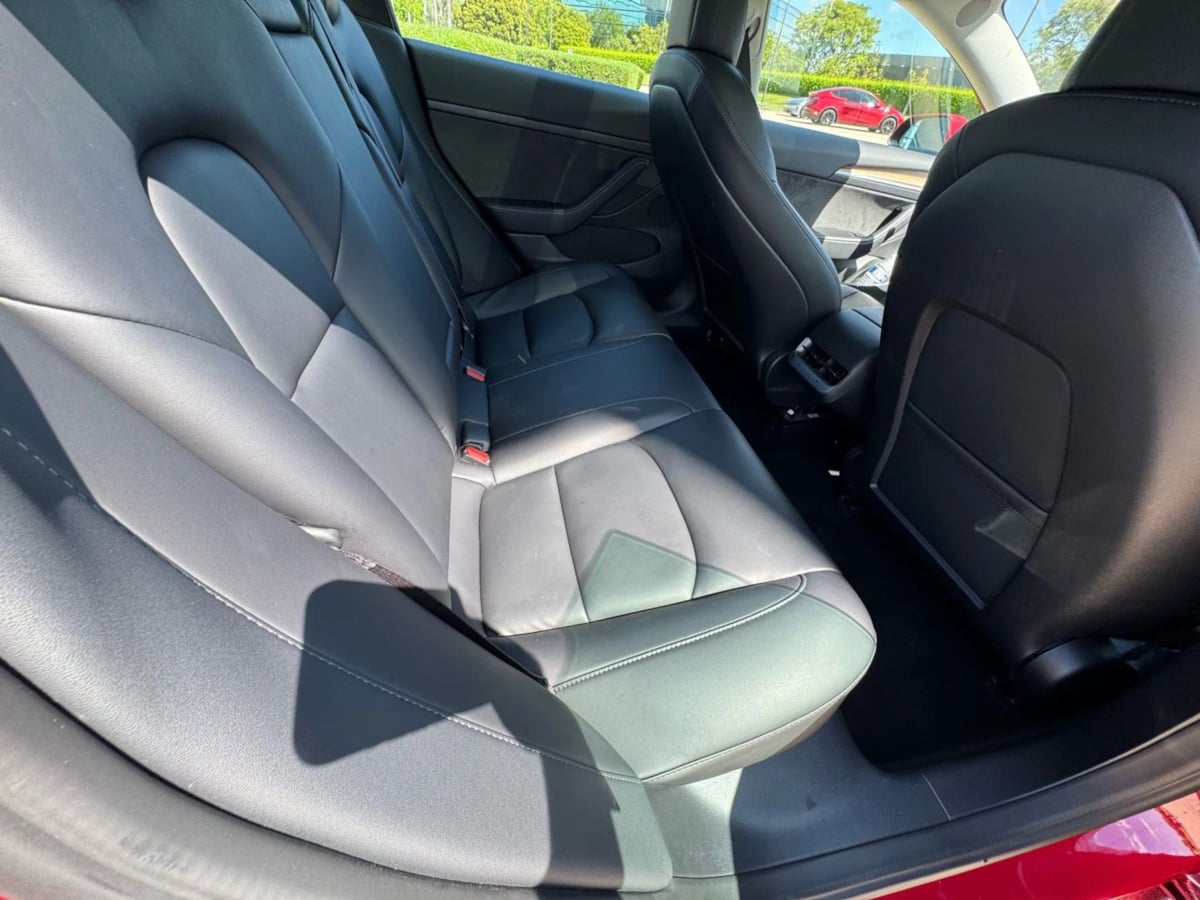 2022 Tesla Model 3 Performance photo 13