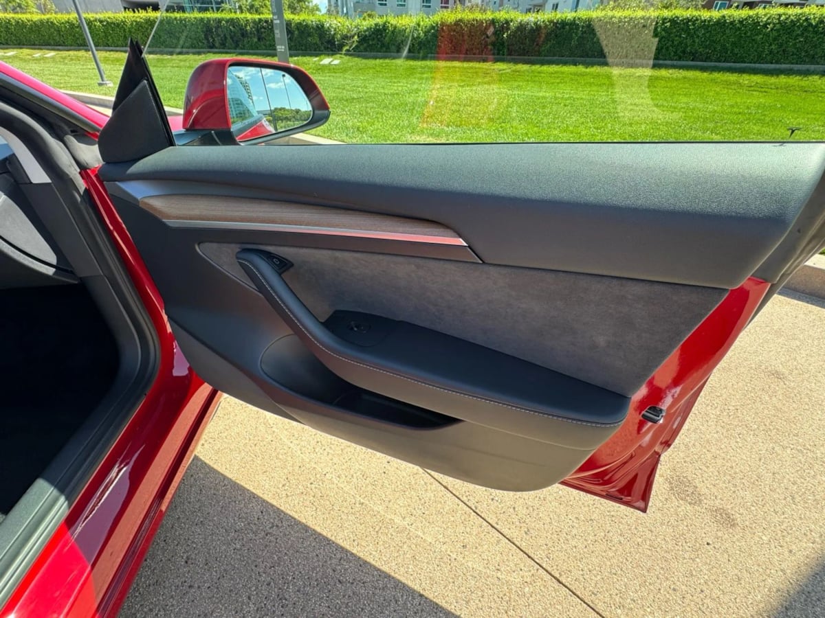 2022 Tesla Model 3 Performance photo 30