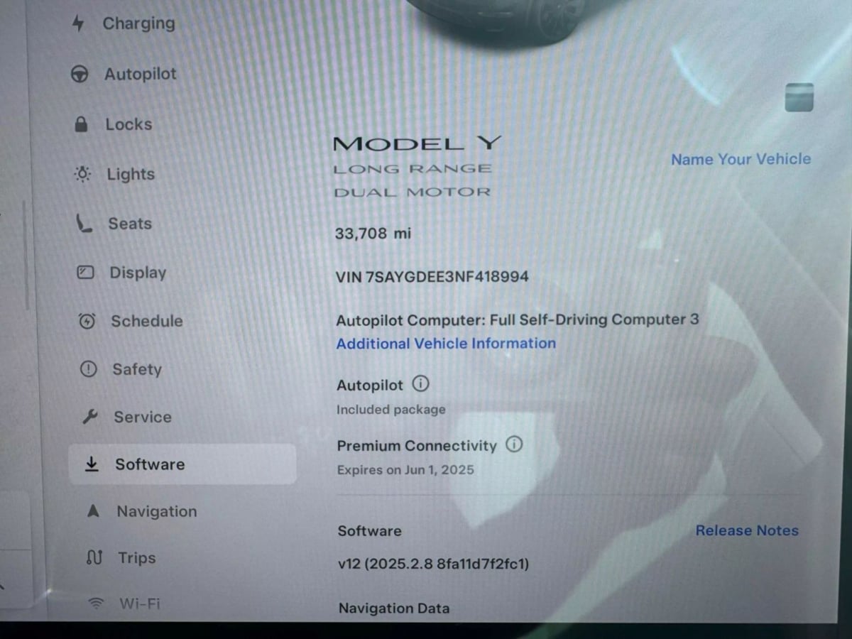 2022 Tesla Model Y Long Range photo 4