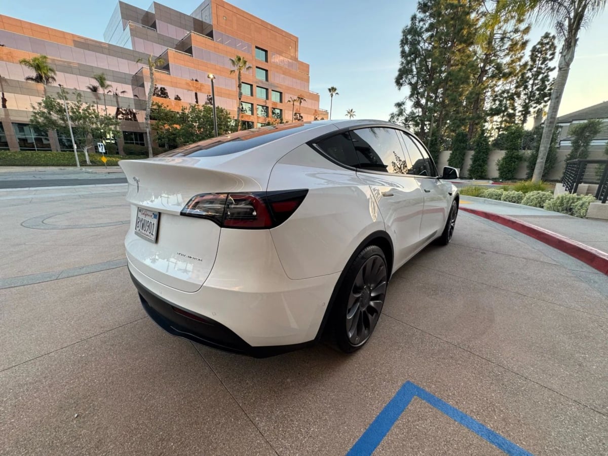 2022 Tesla Model Y Performance photo 6