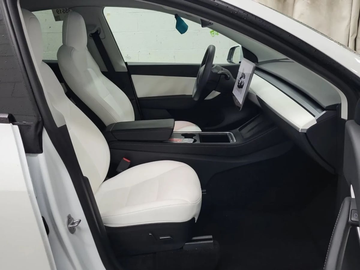 2022 Tesla Model Y Performance photo 11