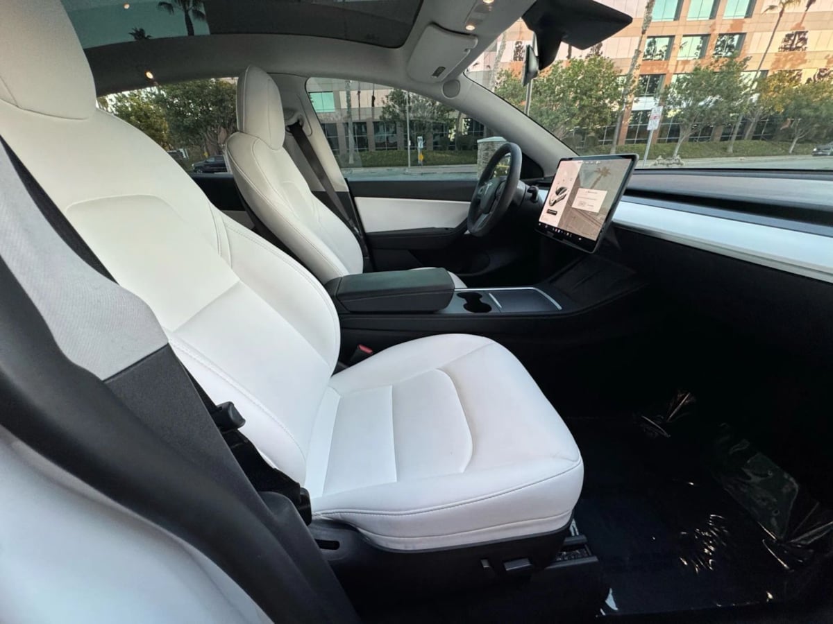 2022 Tesla Model Y Performance photo 15