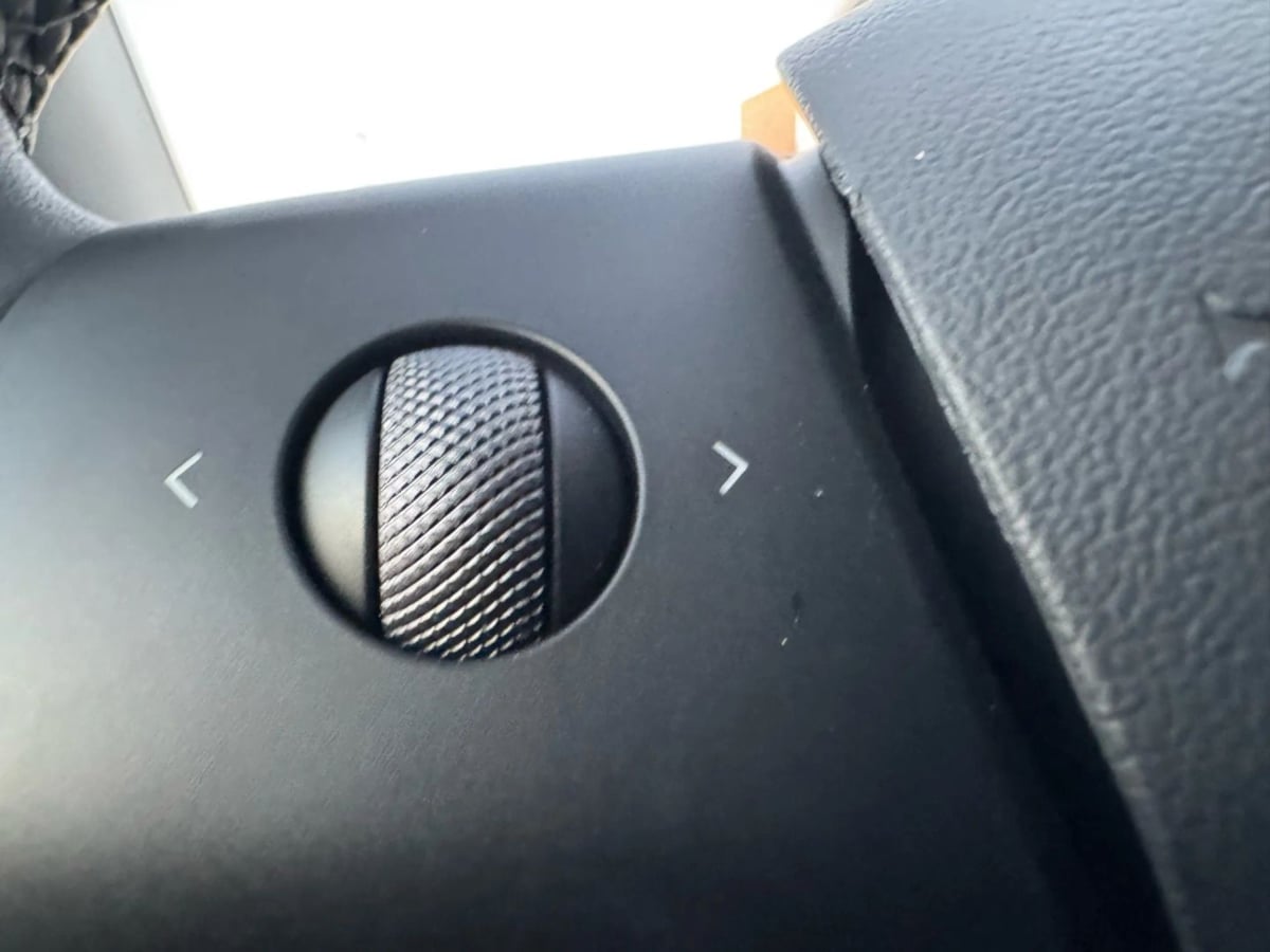 2022 Tesla Model Y Performance photo 21