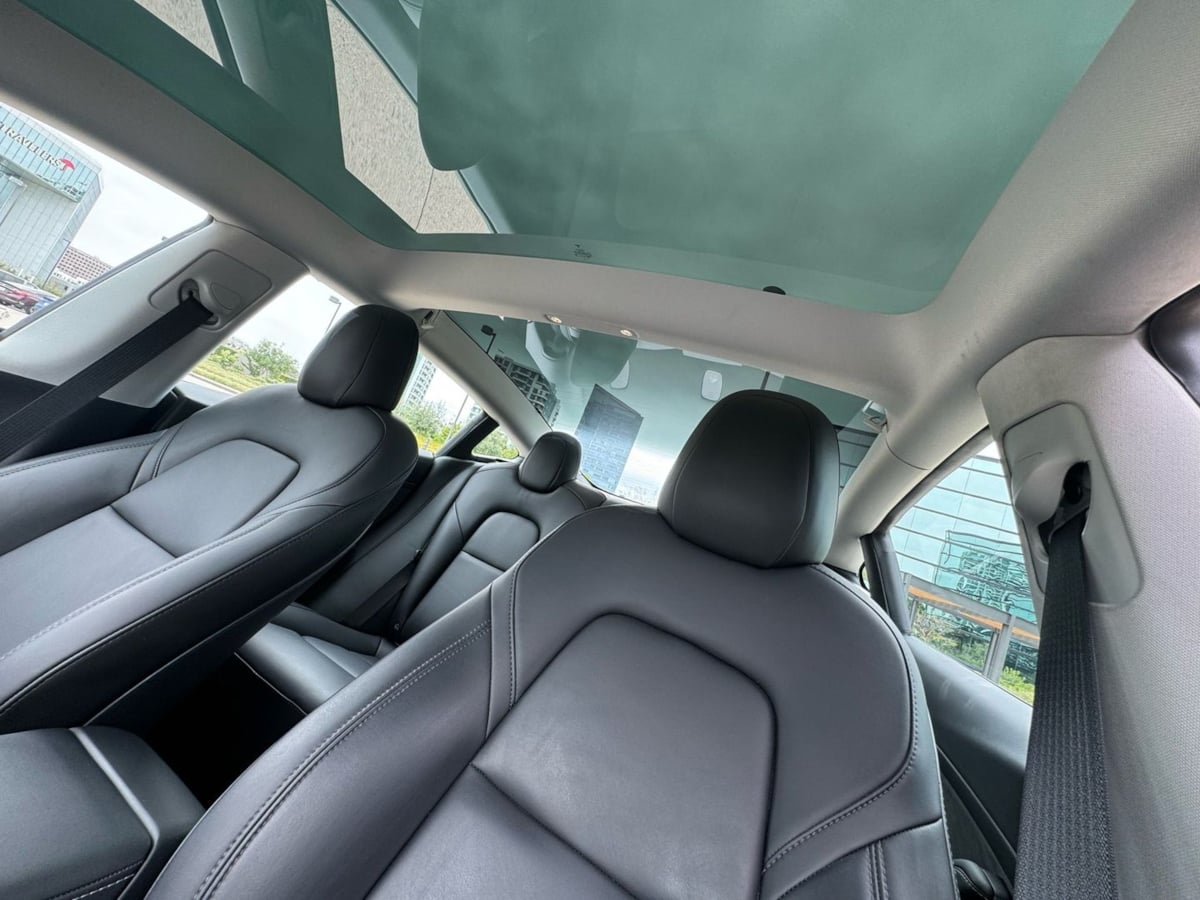 2022 Tesla Model 3 photo 11