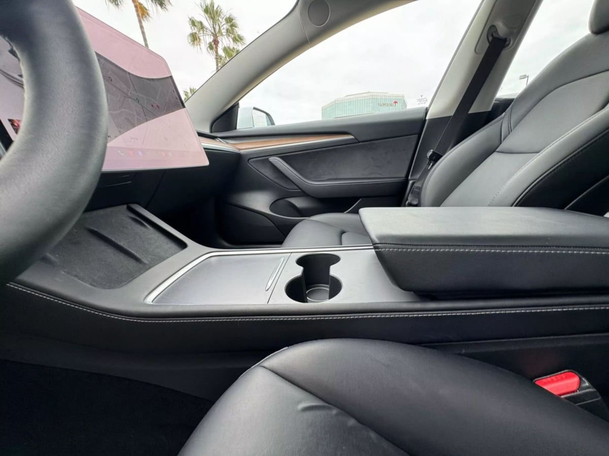 2022 Tesla Model 3 photo 16