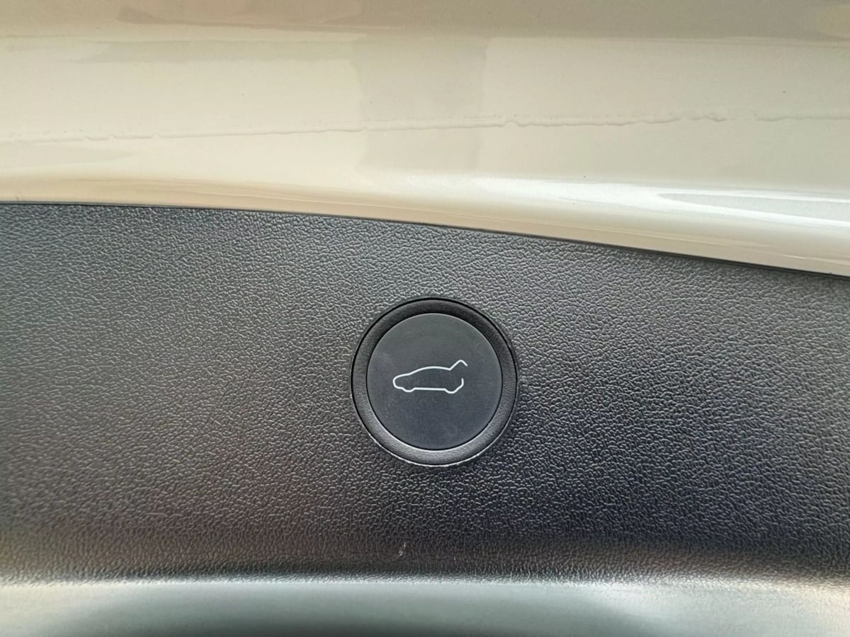 2022 Tesla Model 3 photo 26