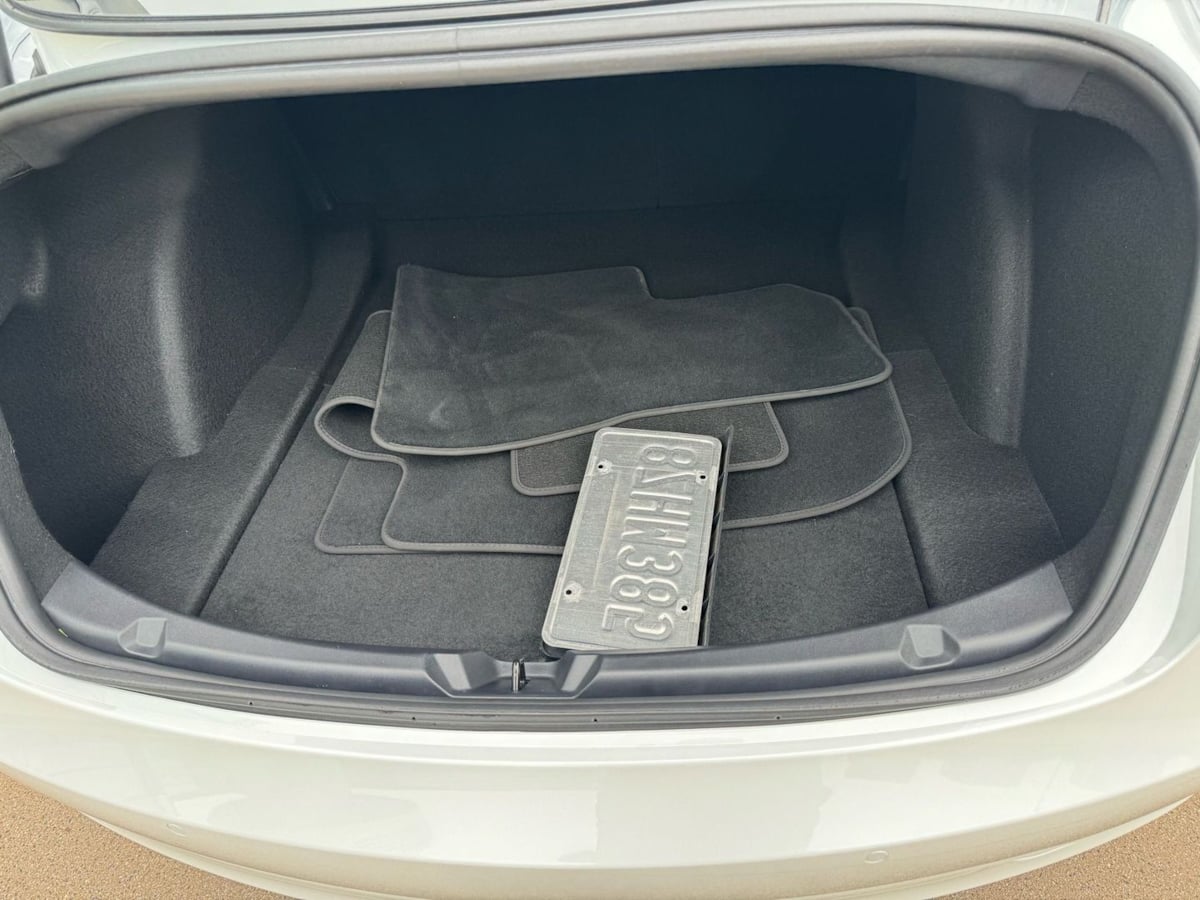 2022 Tesla Model 3 photo 27