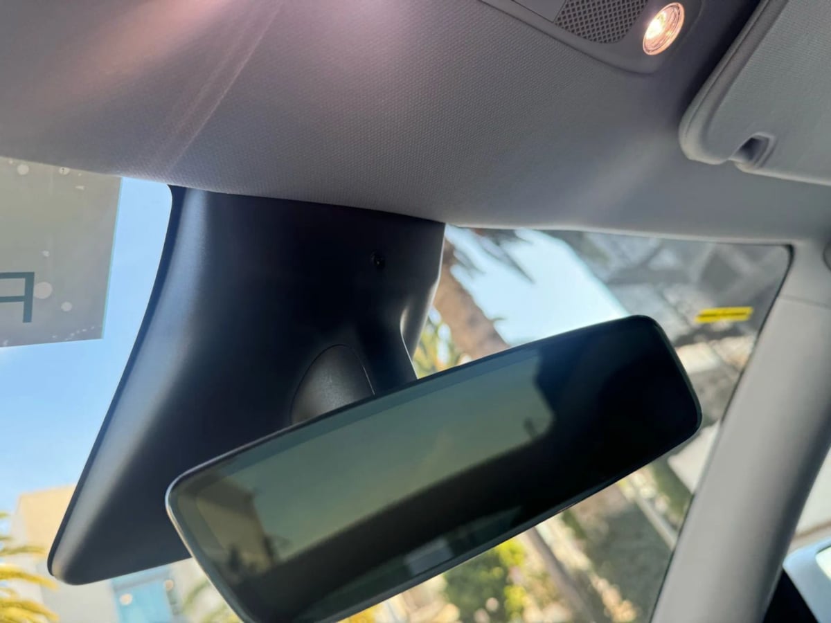 2022 Tesla Model Y Long Range photo 25