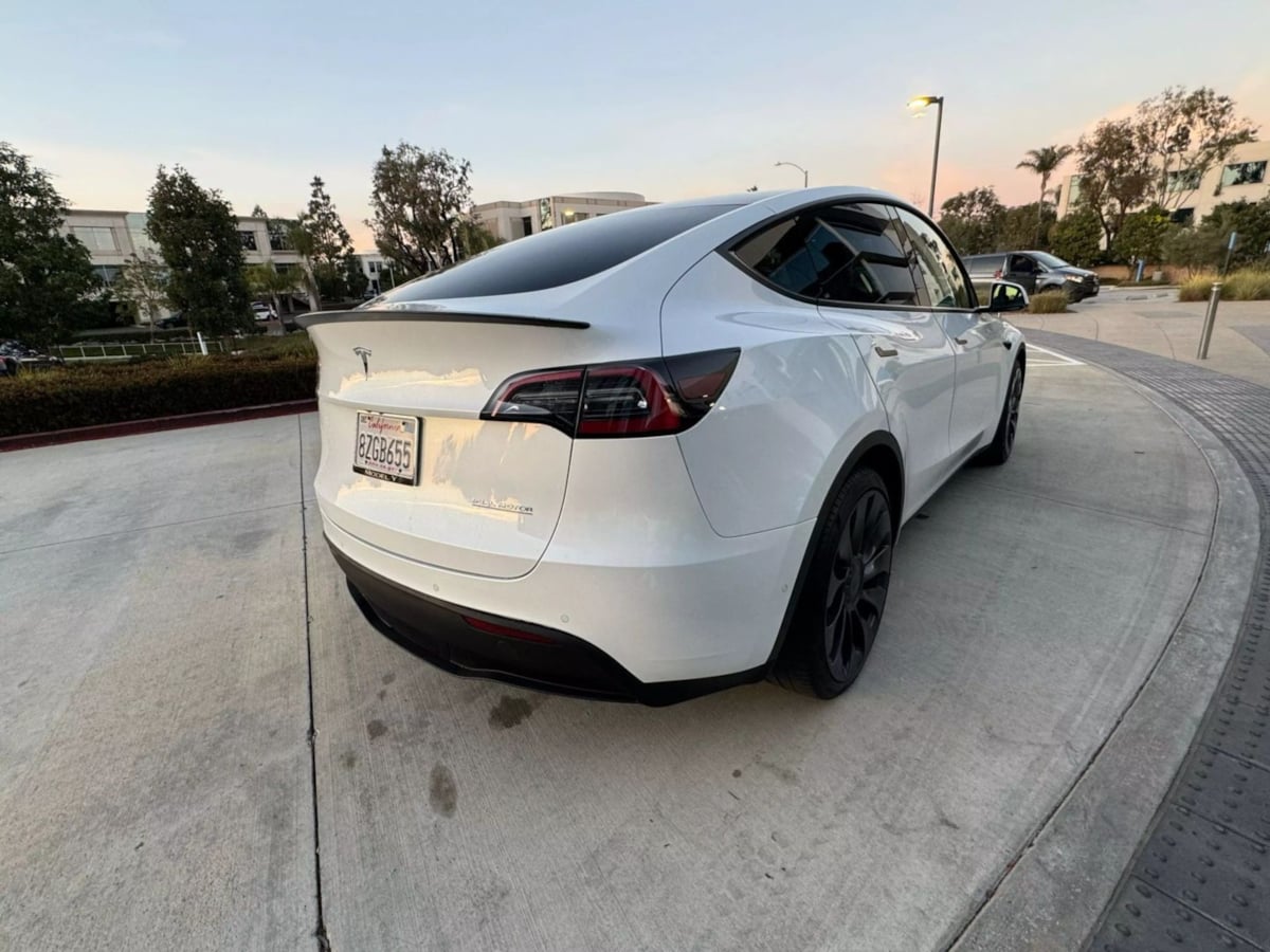 2022 Tesla Model Y Performance photo 7