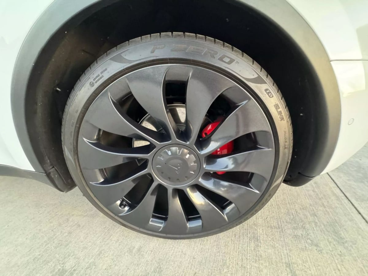 2022 Tesla Model Y Performance photo 29
