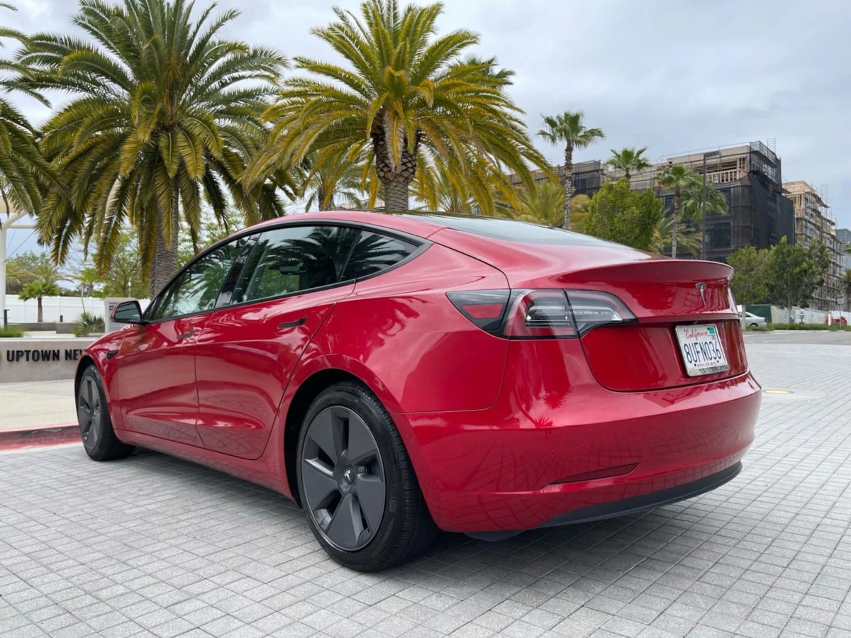 2023 Tesla Model 3 Long Range photo 8