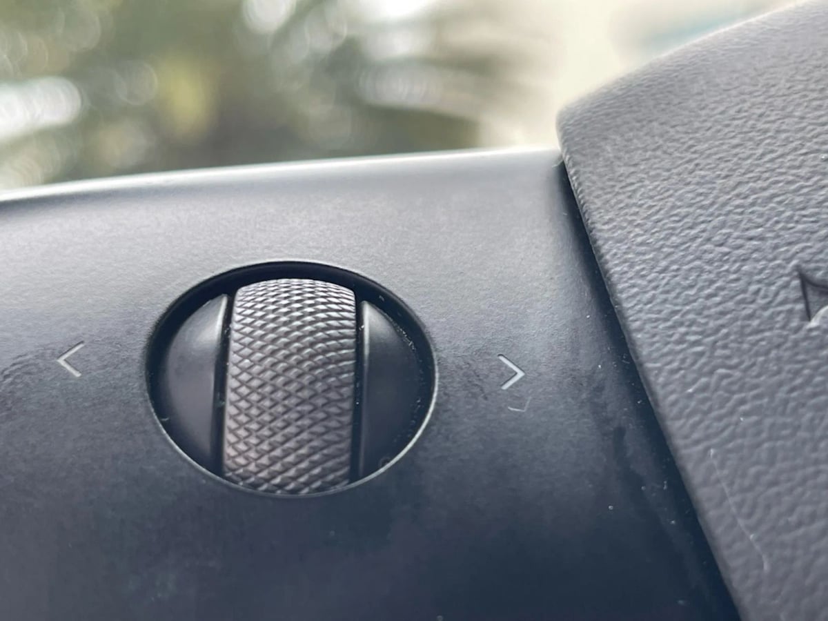 2023 Tesla Model 3 Long Range photo 25