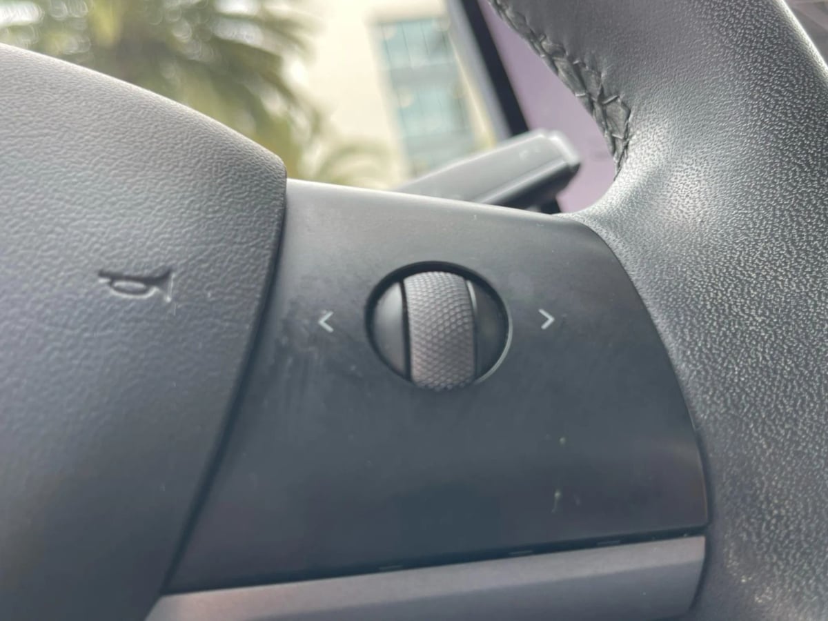 2023 Tesla Model 3 Long Range photo 26
