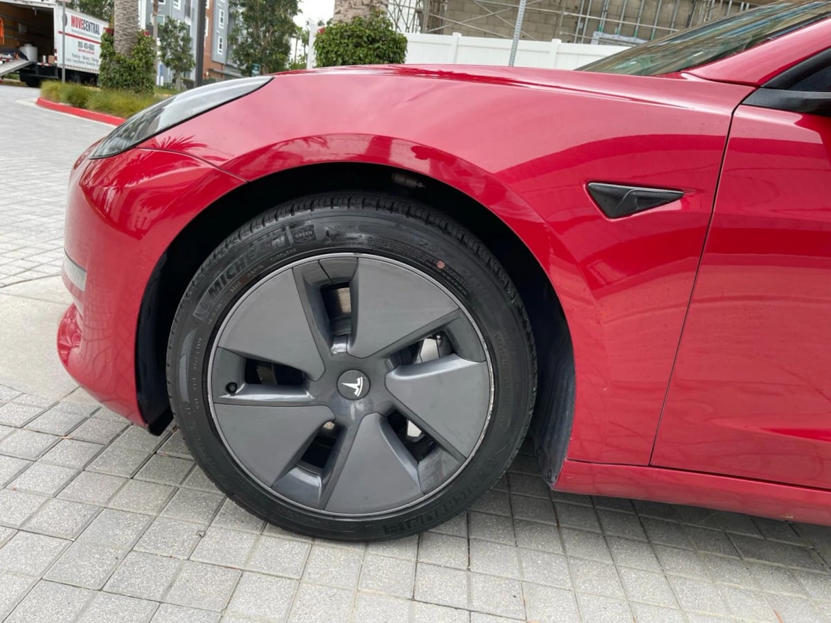 2023 Tesla Model 3 Long Range photo 35