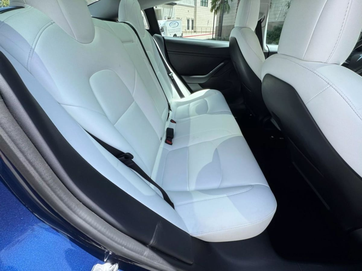 2022 Tesla Model 3 Long Range photo 13