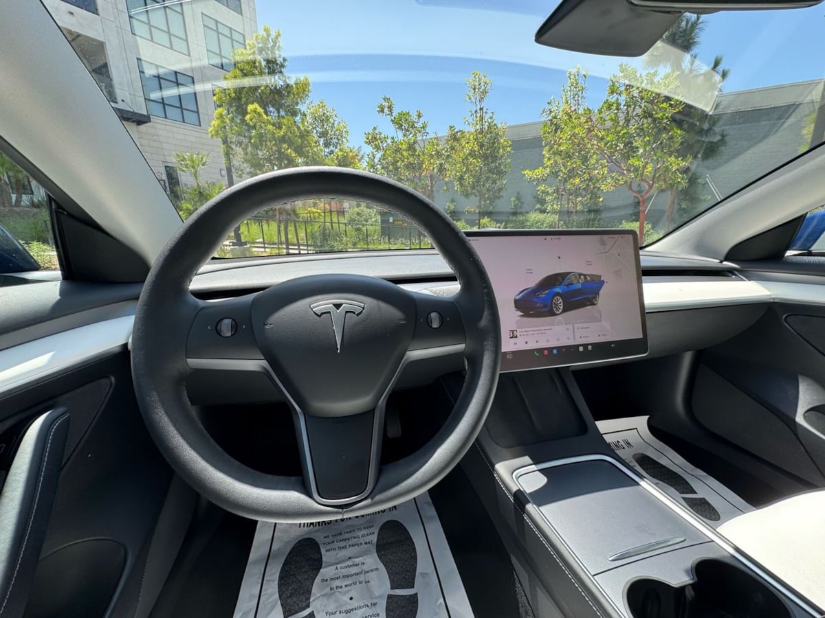 2022 Tesla Model 3 Long Range photo 21