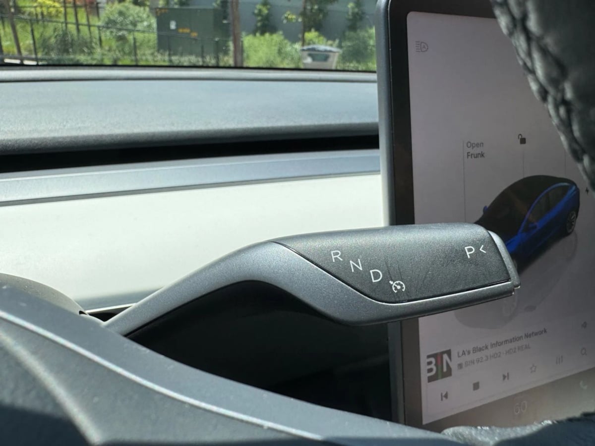 2022 Tesla Model 3 Long Range photo 22