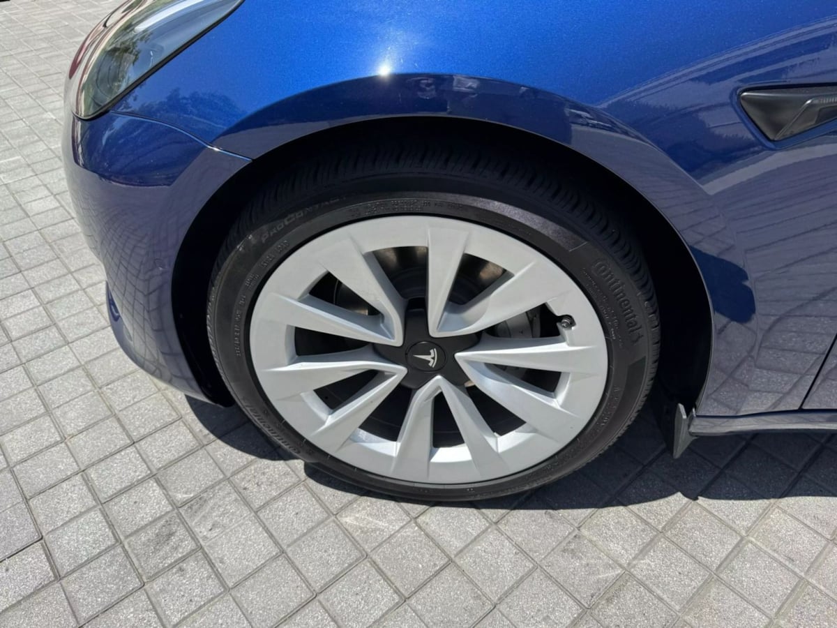2022 Tesla Model 3 Long Range photo 33