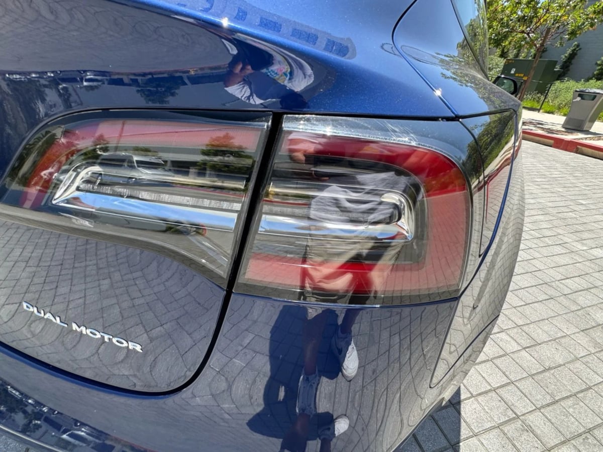 2022 Tesla Model 3 Long Range photo 37