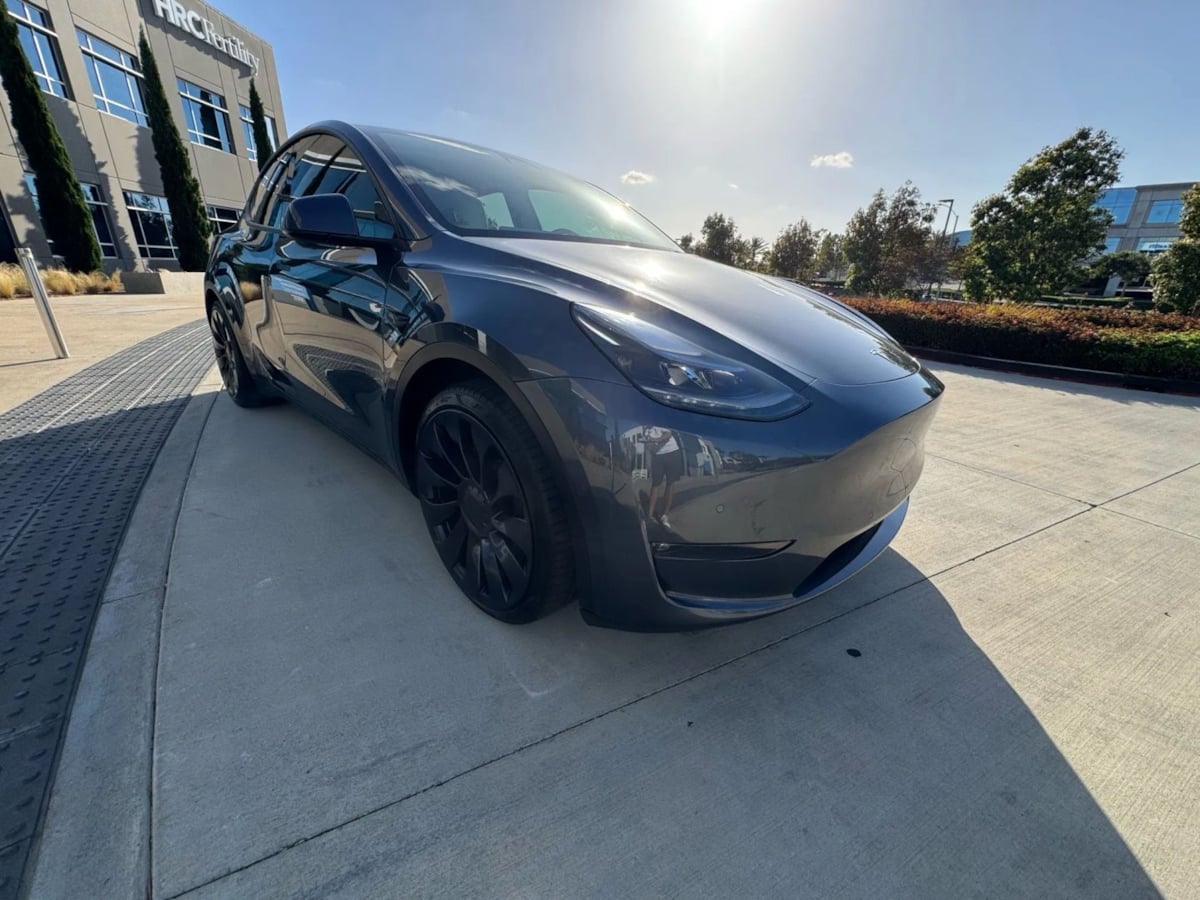 2022 Tesla Model Y Performance photo 3