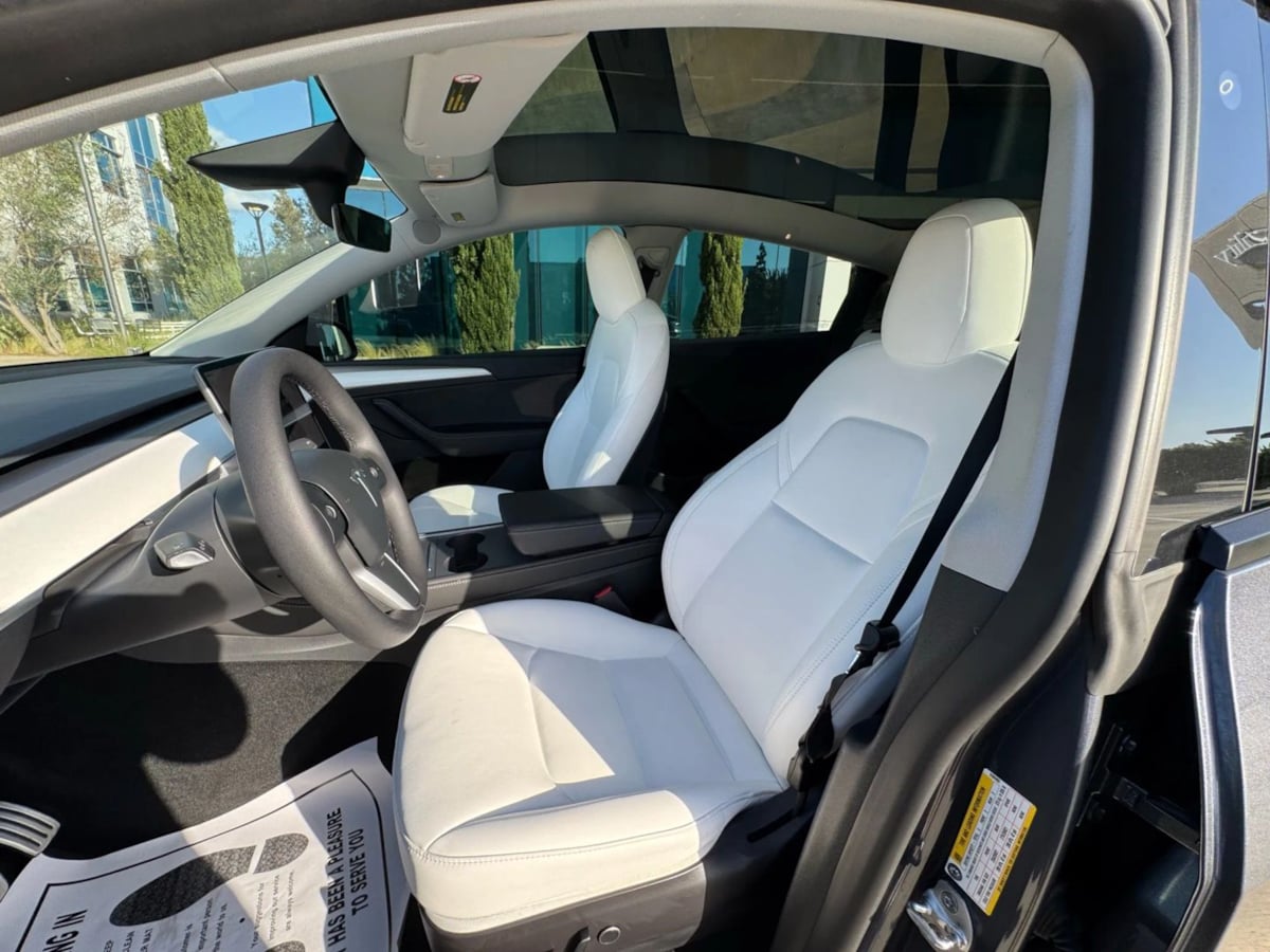 2022 Tesla Model Y Performance photo 11