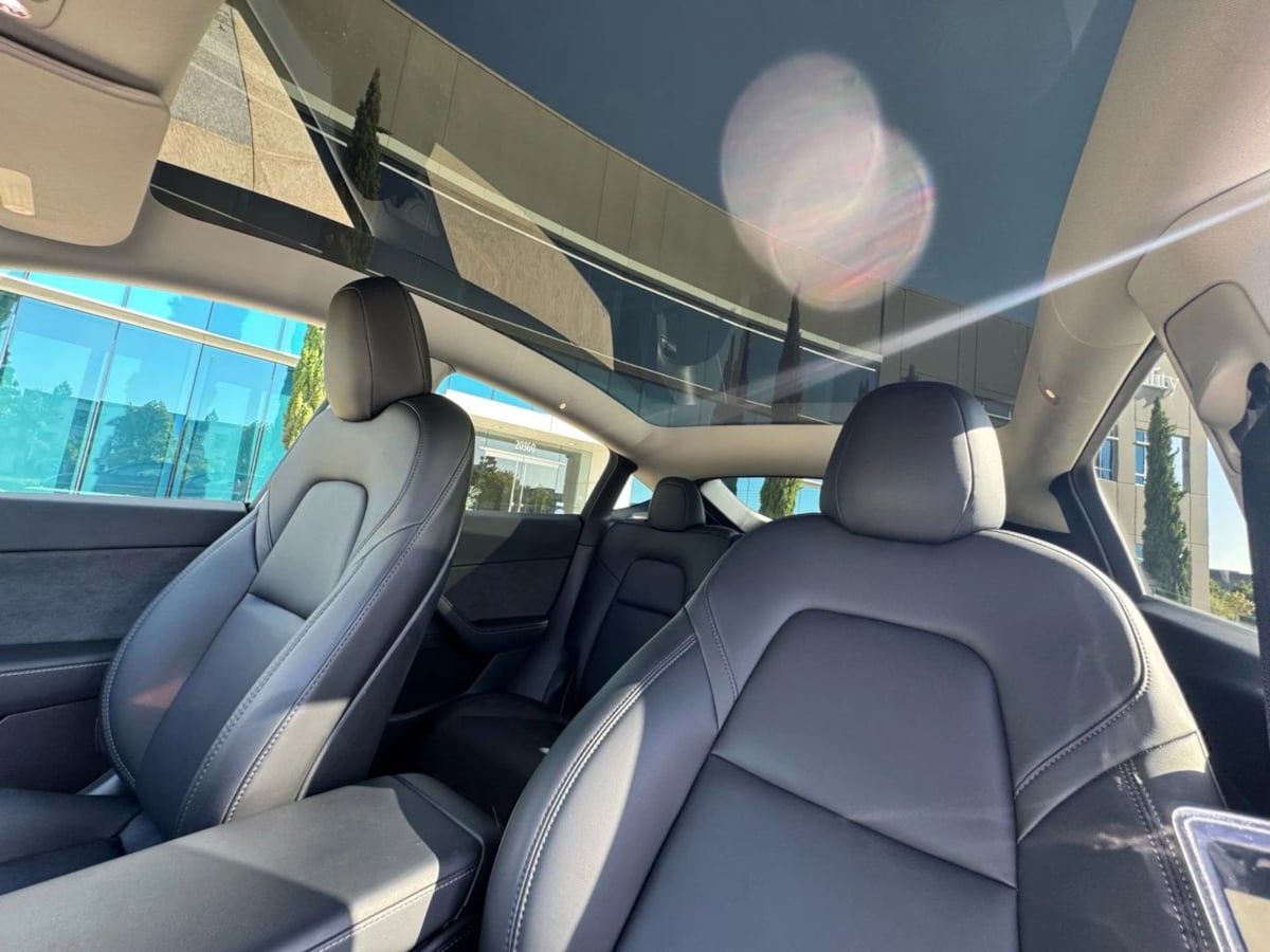 2022 Tesla Model Y Long Range photo 9
