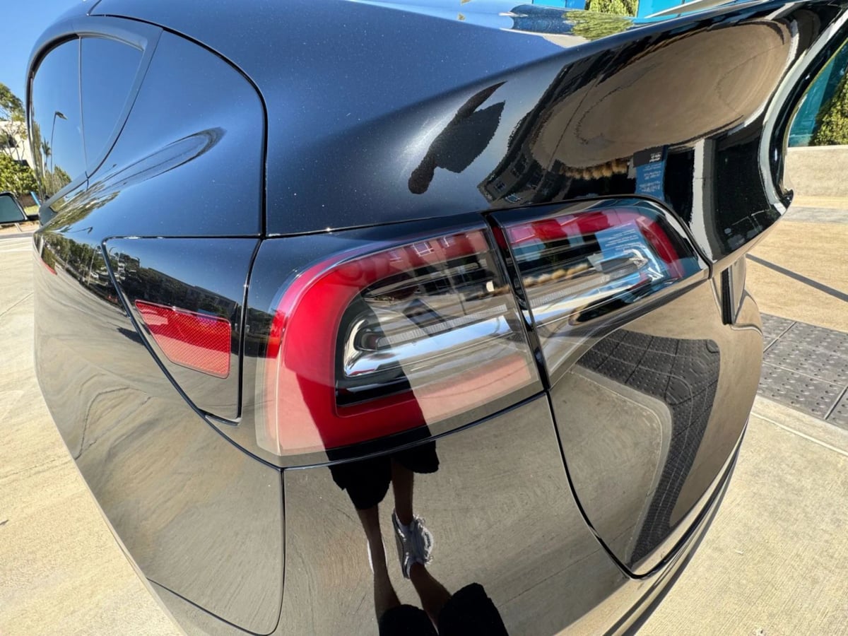 2022 Tesla Model Y Long Range photo 28