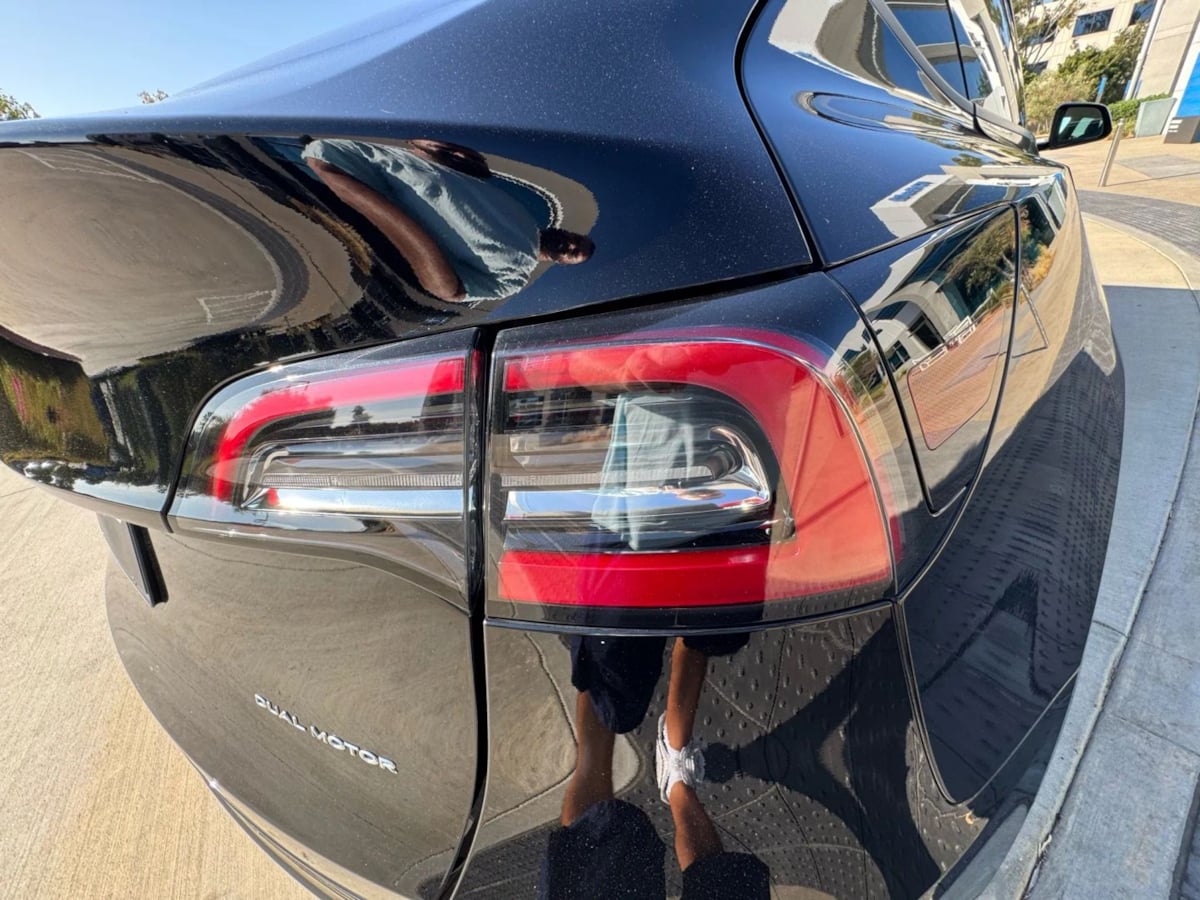 2022 Tesla Model Y Long Range photo 29