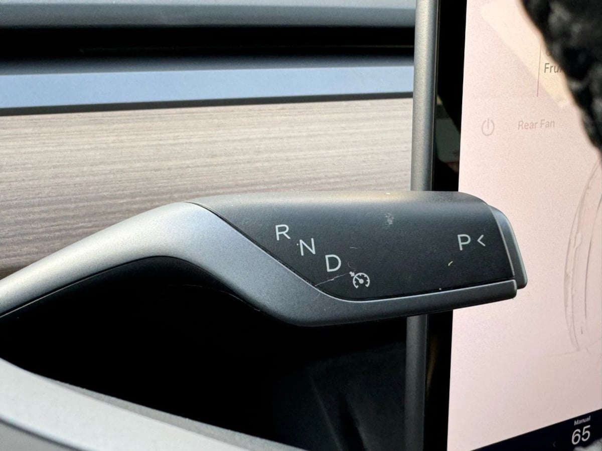 2023 Tesla Model 3 photo 24