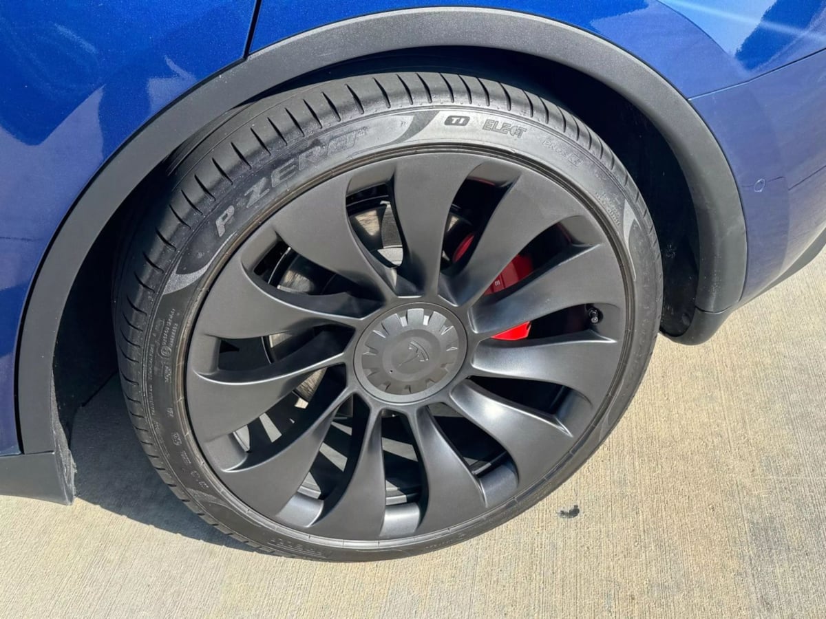 2022 Tesla Model Y Performance photo 28