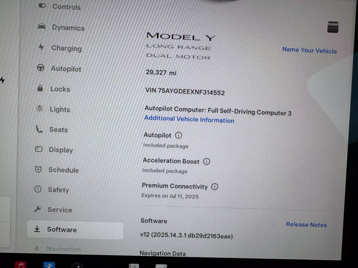 2022 Tesla Model Y Long Range photo 4