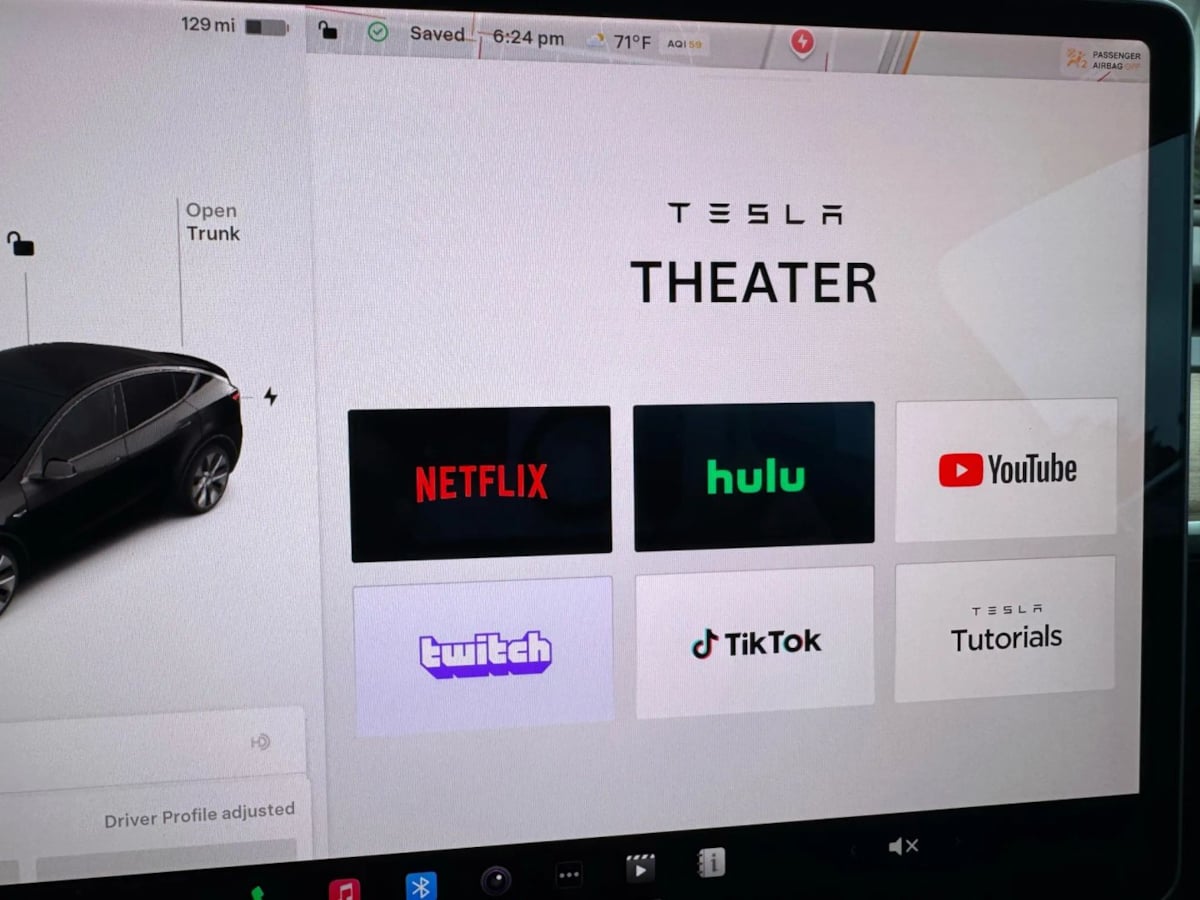 2022 Tesla Model Y Long Range photo 16